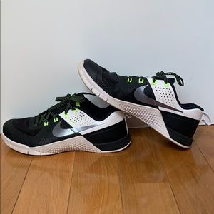 Nike Women’s Metcon 1